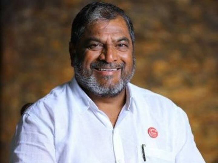 Raju Shetti will meet Governor Bhagat Singh Koshyari today Raju Shetti : राजू शेट्टी आज घेणार राज्यपालांची भेट, 12 आमदारांच्या यादीतून नाव वगळण्याची करणार विनंती