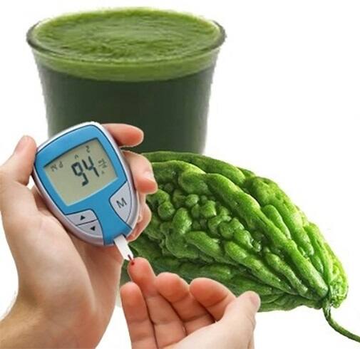 કડવા કારેલા અનેક ગુણોથી ભરપૂર છે. કારેલા બ્લડ શુગરને નિયંત્રિત રાખતું હોવાથી ડાયાબિટીસના દર્દઓ માટે ઔષધ સમાન છે.