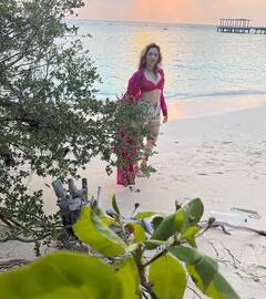 ਬੀਚ ਵਕੇਸ਼ਨ ਕਰ ਰਹੇ ਹੋ ਪਲਾਨ ਤਾਂ ਤਮੰਨਾ ਭਾਟੀਆ ਦੇ ਇਨ੍ਹਾਂ ਆਊਟਫਿਟਸ ਨੂੰ ਕਰ ਸਕਦੇ ਹੋ ਕਾਪੀ