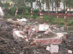 Ghaziabad: सीवर खुदाई कर रहे मजदूरों पर गिरी स्कूल की दीवार, देर रात हुए इस हादसे में 3 की गई जान