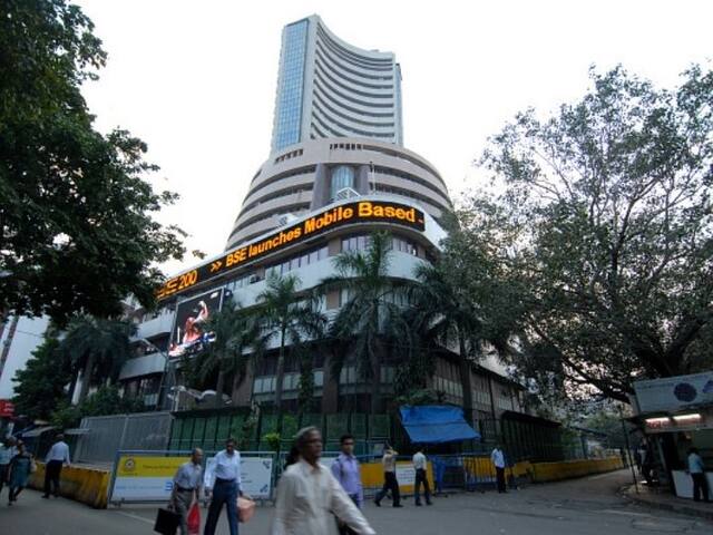 In Volatile Trade, Sensex Sinks 89 Points, Nifty Settles Below 17,250