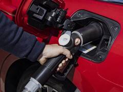 जून तक आ सकती है किआ की पहली इलेक्ट्रिक कार Kia EV6, हो सकते हैं दो बैटरी पैक वैरिएंट