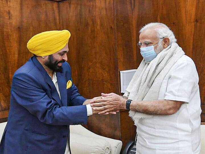 CM Bhagwant Mann Meets PM Modi. Seeks Centre's Support, Rs 50,000 Cr Package For Punjab CM Bhagwant Mann Meets PM Modi, Seeks Rs 50,000 Crore Package For Punjab