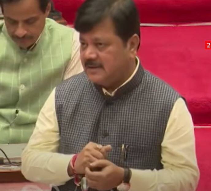 सहकारमध्ये राजकारण सुरु असल्याचा दरेकरांचा आरोप