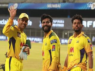 சிஎஸ்கே ரெய்னாவை எடுக்காததன் பின்னணியில் ஜடேஜாவா? ட்விட்டரை தெறிக்கவிடும் சின்னத்தல ரசிகர்கள்!