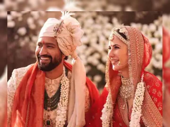 Katrina Kaif and Vicky Kaushal register marriage 3 months after grand ceremony Vicky-Katrina : विकी-कतरिनाच्या लग्नाला मिळाली कायदेशीर मान्यता! कुटुंबात साजरा केला आनंद!