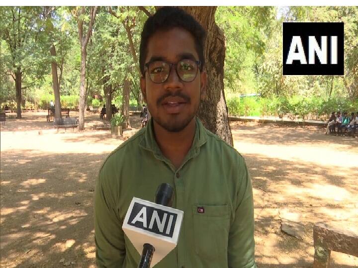 Madurai MSc Student Developed Rechargeable Solar Bike, Travel Upto 40 KM Gets Automatically Charged During Ride Solar Bike: அரசு இலவச சைக்கிளை இ பைக்காக மாற்றிய கல்லூரி மாணவர்.. குவியும் பாராட்டு!