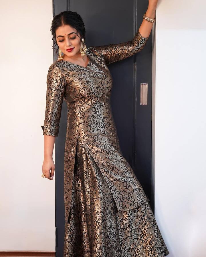 పూర్ణ లేటెస్ ఫోటోలు -Image credit: ShamnaKkasim/Instagram