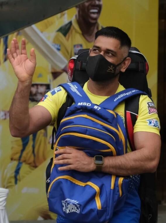 ધોનીએ ચેન્નઇ સુપરકિંગ્સની કેપ્ટનશીપ છોડી