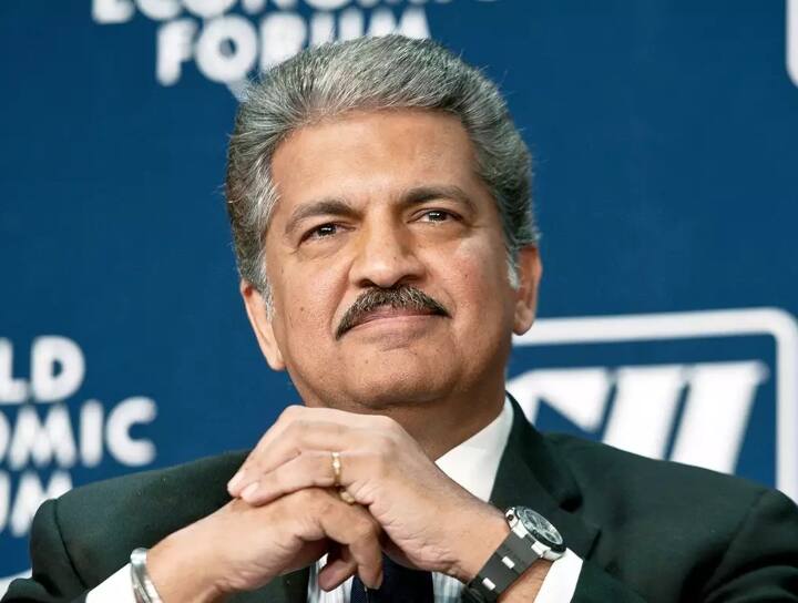 महिन्द्रा ग्रुप से आनंद महिन्द्रा को भी इस समारोह में अपने का न्योता दिया गया है.