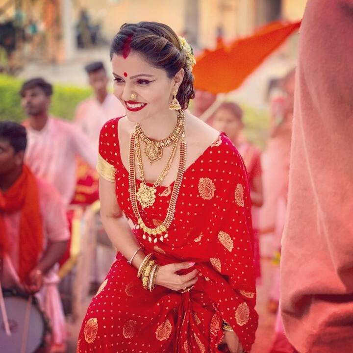 पति अभिनव के साथ मनमोटव के चलते रूबीना ने खूब सुर्खियां बटोरी थीं, लेकिन इनका रिश्ता फिर एक बार ट्रैक पर वापस लौट आया है.