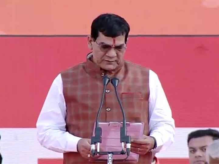 कौन हैं पीएम मोदी के साथ लंबे समय तक काम करने वाले एके शर्मा, जो बने हैं योगी सरकार में मंत्री