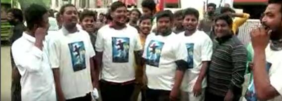 Jr NTR Fans Go Crazy in Nellore | RRR Movie | S-2 Theatre దగ్గర వేరేే లెవెల్ రచ్చ | ABP Desam