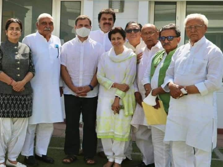 Rahul Gandhi meet with Haryana Congress Leaders, they will will in collective leadership ਹਰਿਆਣਾ ਕਾਂਗਰਸ ਦੇ ਆਗੂਆਂ ਨੇ ਰਾਹੁਲ ਗਾਂਧੀ ਨਾਲ ਕੀਤੀ ਮੁਲਾਕਾਤ, ਸਮੂਹਿਕ ਅਗਵਾਈ 'ਚ ਚੋਣ ਲੜਨ ਦਾ ਦਿੱਤਾ ਭਰੋਸਾ