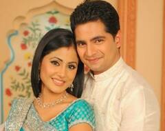 पर्दे पर रोमांस लेकिन रियल लाइफ में एक-दूसरे को देखना भी पसंद नहीं करते टीवी के ये फेवरेट कपल