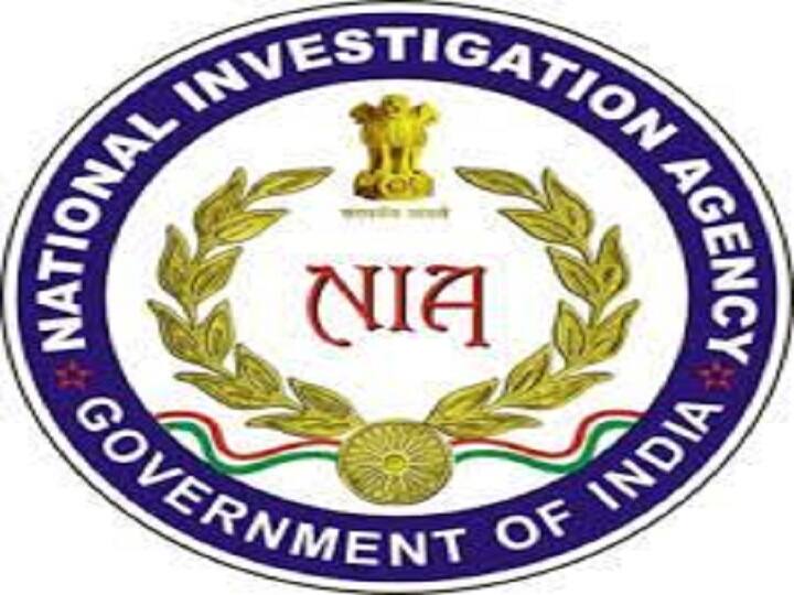 NIA Raid : दहशतवादी हल्ल्याच्या कटाचं बुलढाणा कनेक्शन, एकाच वेळी NIA चे बुलढाणा आणि गुजरातमधील गोध्रात छापे Simultaneous raids by National Investigation Agency at Buldhana and Godhra NIA Raid : दहशतवादी हल्ल्याच्या कटाचं बुलढाणा कनेक्शन, एकाच वेळी NIA चे बुलढाणा आणि गुजरातमधील गोध्रात छापे