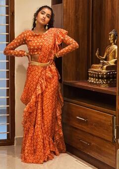 Anupama Parameswaran pics: அனுபமாவின் ஹாட் லுக்ஸ்....சூப்பர் க்ளிக்ஸ்...!