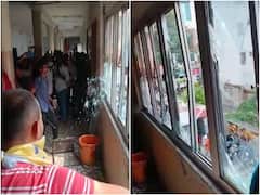 RRR Theatres : సాంకేతిక సమస్యతో షో రద్దు, రచ్చ రచ్చ చేసిన ఆర్ఆర్ఆర్ ఫ్యాన్స్