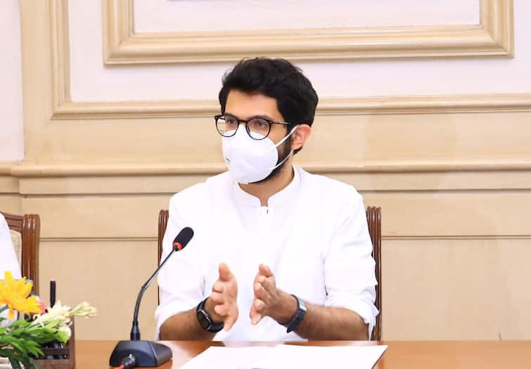 ABP Ideas Of India  Aaditya Thackeray reaction on Kashmir files Aaditya Thackeray : 'द काश्मिर फाईल्स' महाराष्ट्रात करमुक्त नाहीच; आदित्य ठाकरे म्हणाले..