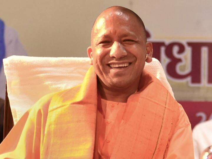 UP Cabinet Minister List 2022 UP Cabinet Minister These MLA Faces Can Take Oath with Yogi Adityanath UP Cabinet Minister List 2022: जानिए- टीम योगी के चौंकाने वाले नाम, जिन्हें कैबिनेट में मिल रही है जगह 