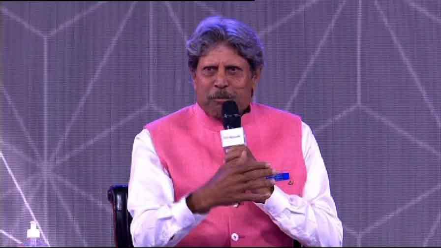 ABP Ideas of India: Kapil Dev said today parents are bringing their children to ground which is biggest change in last 40 years Ideas of India: আমরা বাড়িতে লুকিয়ে খেলতাম, এখন বাবা-মায়েরা সন্তানদের খেলা শেখাতে চায়, বললেন কপিল দেব