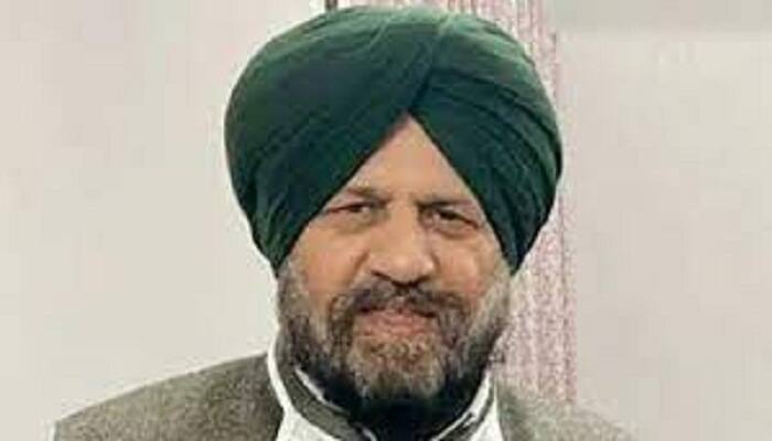 ਭਗਵੰਤ ਮਾਨ ਕੇਂਦਰ ਦੇ ਪੈਸਿਆਂ ਨਾਲ ਕੰਮ ਕਰਨਾ ਚਾਹੁੰਦੇ, ਇਸ ਤਰ੍ਹਾਂ ਰਾਜ ਨਹੀਂ ਚੱਲਦਾ...ਹਰਜੀਤ ਗਰੇਵਾਲ ਨੇ AAP ਨੂੰ ਘੇਰਿਆ Bhagwant Mann wants to work with Centre's money, this is not how the state works , Harjit Grewal surrounds AAP ਭਗਵੰਤ ਮਾਨ ਕੇਂਦਰ ਦੇ ਪੈਸਿਆਂ ਨਾਲ ਕੰਮ ਕਰਨਾ ਚਾਹੁੰਦੇ, ਇਸ ਤਰ੍ਹਾਂ ਰਾਜ ਨਹੀਂ ਚੱਲਦਾ...ਹਰਜੀਤ ਗਰੇਵਾਲ ਨੇ AAP ਨੂੰ ਘੇਰਿਆ