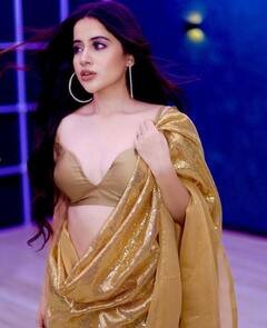 ઉર્ફી જાવેદનો સાડીમાં જોવા મળ્યો બોલ્ડ અંદાજ, જુઓ હોટ તસવીરો