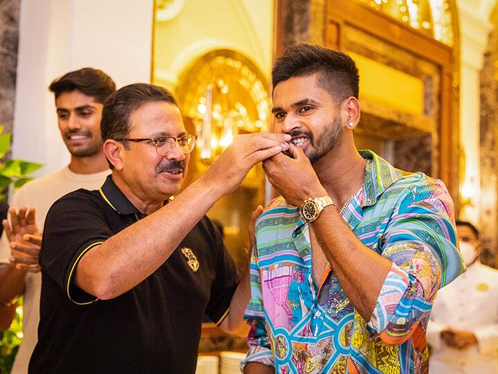 ఫుల్లు జోష్‌! ఫస్ట్‌గేమ్‌కు రెడీ అంటున్న CSK, KKR ఆటగాళ్లు!