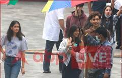 The Archies ના સેટ પરથી સુહાના ખાન, ખુશી કપૂર, અગસ્ત્ય નંદાની તસવીરો આવી સામે, જુઓ PICS