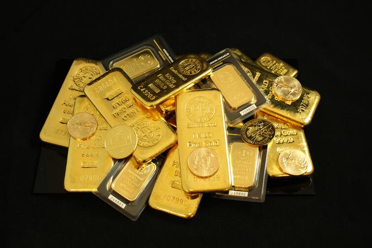 Gold Price Today: Gold again crosses 52 thousand, know how much the rate of 10 grams of gold increased Gold Price Today:  સોનું ફરી 52 હજારને પાર, જાણો 10 ગ્રામ સોનાના ભાવમાં કેટલો વધારો થયો