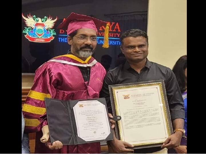 Dr Nagraj Manjule honored D. Litt by DY Patil University Dr Nagraj Manjule : मोठा सन्मान... अॅक्टर, डायरेक्टर नंतर आता डॉक्टर नागराज मंजुळे!