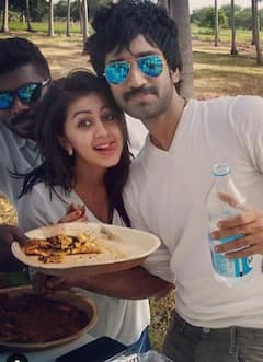 Aadhi Pinisetty Nikki Love Story: ఆది పినిశెట్టి, నిక్కీల ప్రేమ కథ ఎలా మొదలైందో ఈ ఫొటోలే చెప్పేస్తాయ్!