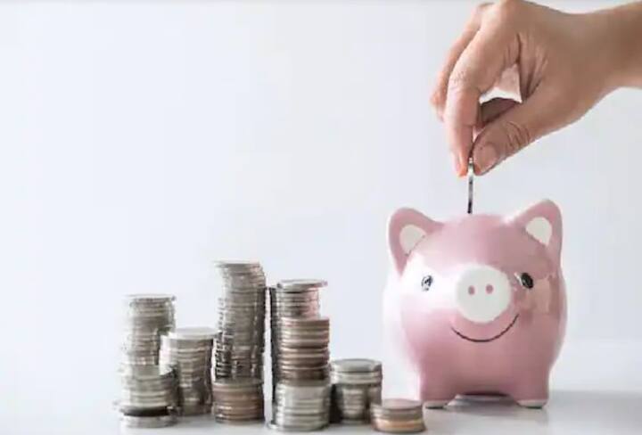 আপনি যদি সেভিংস অ্যাকাউন্টেই কারেন্ট অ্যাকাউন্টের সুবিধা পেতে চান, তাহলে আপনি জিরো ব্যালেন্স সেভিংস অ্যাকাউন্ট খুলতে পারেন।   আপনি যতবার খুশি এই অ্যাকাউন্টে টাকা তুলতে ও রাখতে পারবেন।