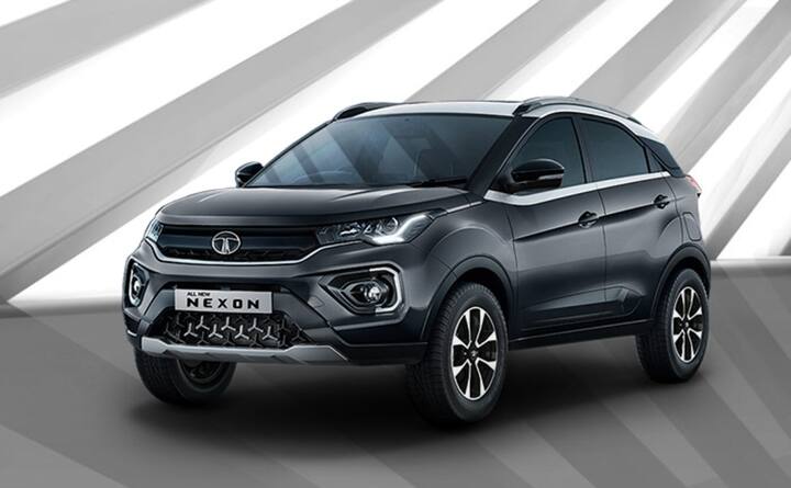 Tata Nexon बड़ी फीचर लिस्ट हाई सुरक्षा रेटिंग, पेट्रोल और डीजल दोनों इंजन ऑप्शन के साथ-साथ इसके अट्रेक्टिव लुक के कारण पूरे देश में सबसे ज्यादा बिकने वाली एसयूवी में से एक बन गई है. सब-कॉम्पैक्ट एसयूवी की कीमत वर्तमान में 7.42 लाख रुपये से 13.73 लाख रुपये (एक्स-शोरूम) है, हालांकि, 10 लाख रुपये के बजट में आप अभी भी आगे बढ़ सकते हैं और खुद को एक्सई पेट्रोल एमटी, एक्सएम पेट्रोल एमटी या नेक्सॉन एसयूवी के एक्सई डीजल एमटी वेरिएंट को खरीद सकते हैं.