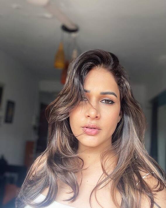 Lavanya Tripathi: న్యూ హెయిర్ కలర్ తో లావణ్య డిఫరెంట్ లుక్
