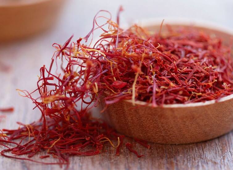 Beauty Tips: Saffron face pack for skin saffron for healthy and glowing skin ਸਕਿੱਨ ਲਈ ਬੇਹੱਦ ਫਾਇਦੇਮੰਦ ਕੇਸਰ, ਕਿੱਲ, ਪਿੰਪਲ ਅਤੇ ਛਾਈਆਂ ਹੋਣਗੀਆਂ ਦੂਰ, ਇੰਝ ਬਣਾਉ ਫੇਸ ਪੈਕ