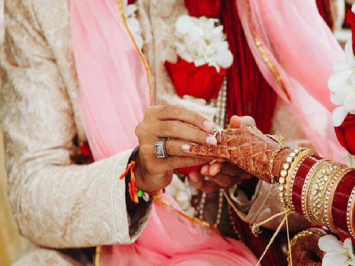 शादी की तैयारी शुरू करने से पहले जरूर करा लें Wedding Insurance, दूर होगी कई टेंशन Wedding Insurance know about the details of Wedding Insurance and its benefit शादी की तैयारी शुरू करने से पहले जरूर करा लें Wedding Insurance, दूर होगी कई टेंशन