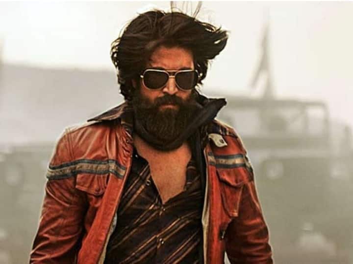 किसी फ़िल्मी कहानी से कम नहीं है KGF स्टार यश की लाइफ, जेब में मात्र 300 रुपए लेकर निकले थे, पिता थे बस ड्राइवर!