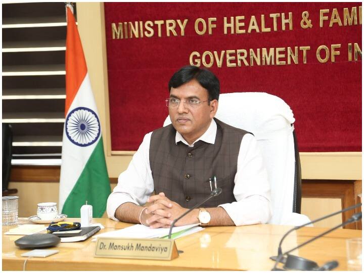 Covid Vaccination More than one crore children in the age group of 12-14 got the first dose of the vaccine Covid Vaccination: देश में 12-14 उम्र के एक करोड़ से ज्यादा बच्चों को लगी वैक्सीन की पहली खुराक