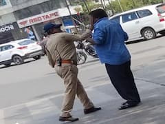 MP News: इन्दौर में सब इंस्पेक्टर ने ऑटो रिक्शा चालक के साथ की बदसलूकी, वर्दी का रौब झाड़ते हुए मारे 'थप्पड़'