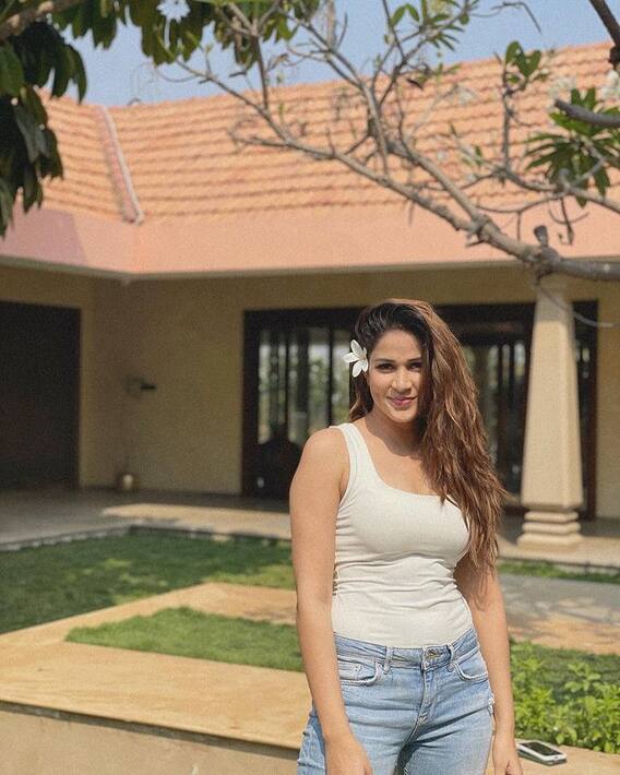 Lavanya Tripathi: న్యూ హెయిర్ కలర్ తో లావణ్య డిఫరెంట్ లుక్