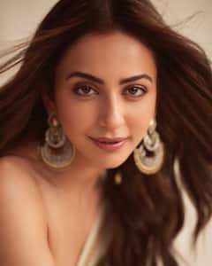 Rakul Preet Singh: 'ఎటాక్' సినిమా ప్రమోషన్స్ లో రకుల్ బిజీ బిజీ