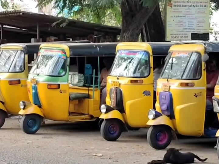 புதுச்சேரி : காவலர் தேர்வில் தேர்ச்சி பெற்ற ஆட்டோ ஓட்டுநர் கந்தன்.. குவியும் பாராட்டுக்கள்..