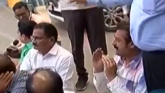 ફટાફટ: ખેડૂતોને પૂરતી વીજળી ન મળતા કોંગ્રેસના ધારાસભ્યોના ગૃહ બહાર ધારણા, જુઓ ગુજરાતી ન્યુઝ