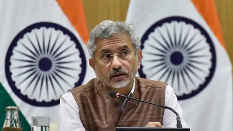 Relationship With China Not Normal, Large Number Of Troops At Border: Jaishankar After Meet With Chinese FM India-China Relations: চিনের সঙ্গে সম্পর্ক স্বাভাবিক নয়, সীমান্তে মোতায়েন বিশাল সেনাবাহিনী, জানালেন বিদেশমন্ত্রী