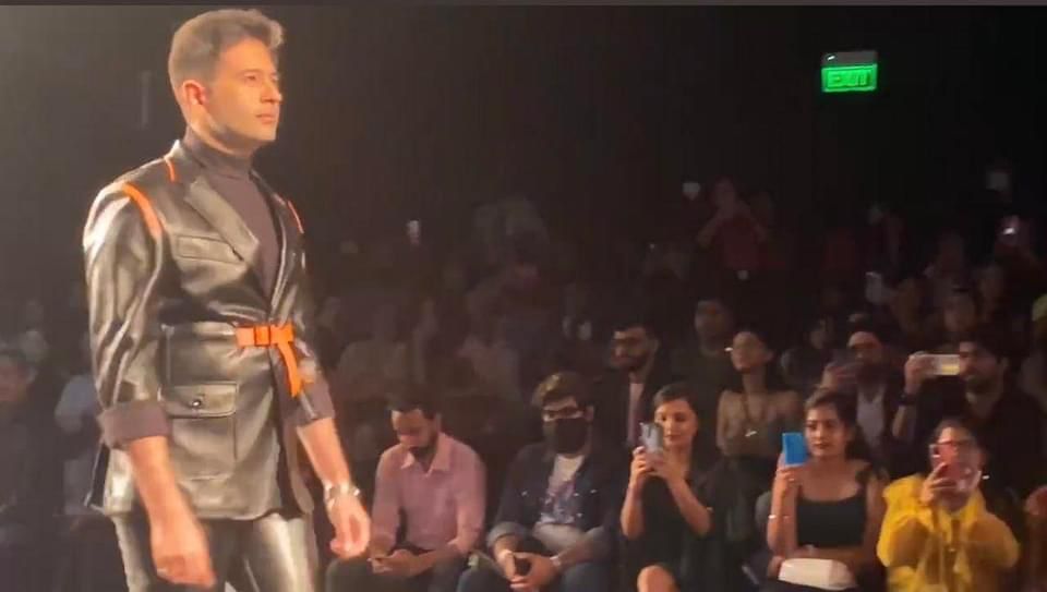 Raghav Chadha at Lakme Fashion Week: ਲੈਕਮੇ ਫੈਸ਼ਨ ਵੀਕ ਦੌਰਾਨ ਰੈਂਪ ਵਾਕ ਕਰਦੇ ਹੋਏ ਦਿਖੇ 'ਆਪ' ਦੇ ਰਾਜ ਸਭਾ ਮੈਂਬਰ ਰਾਘਵ ਚੱਢਾ