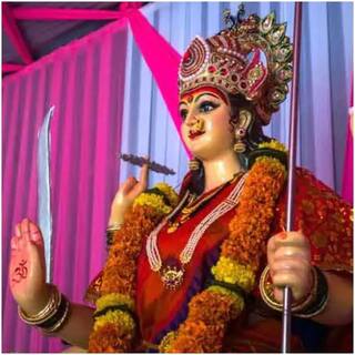 Chaitr Navratri 2022: ચૈત્ર નવરાત્રિમાં જરૂર અપનાવો આ વાસ્તુ ઉપાય, ઘરમાં આવશે અપાર ખુશીઓ