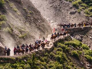 Amarnath Yatra: અમરનાથ યાત્રા પર નજર રાખશે ડ્રૉન, 12 હજાર જવાન કરશે સુરક્ષા, જાણો મહત્વના સમાચાર.....