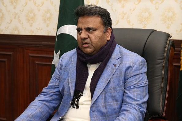 'Woh Toh Fakir Aadmi Hai': Pakistan Minister Express Support To PM Imran Khan At Rally In Islamabad 'Woh Toh Fakir Aadmi Hai': Pakistan Minister Express Support To PM Imran Khan At Rally In Islamabad