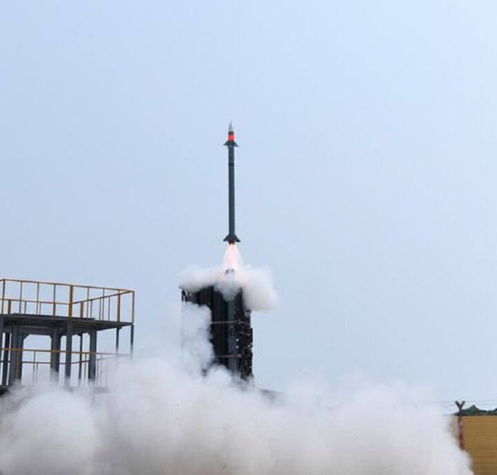 India successfully test-fires MRSAM-Army missile system off Odisha coast MRSAM:  2448 કિલોમીટર પ્રતિ કલાકની ઝડપે દુશ્મન પર હુમલો કરી શકે ભારતની આ મિસાઇલ, કરાયુ સફળ પરીક્ષણ